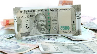 Rs 10 Lakh Cash Rule: What Happens If Your Savings Account Crosses This Mark?