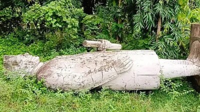 Congress local leaders claimed the statue was deliberately uprooted using heavy machinery and demanded immediate arrests alongside the restoration, while BJP leaders denied any involvement. Image/X