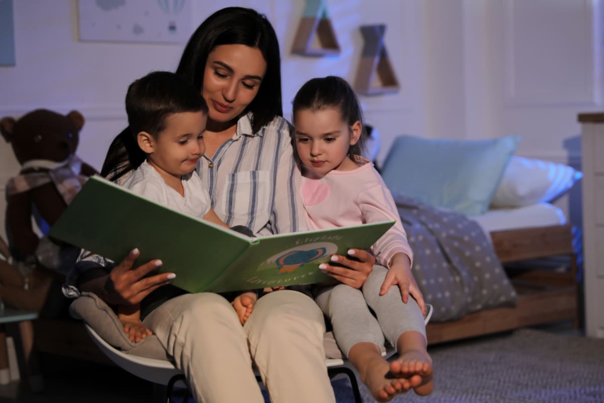 Why Your Next Book Club Meet May Be A Workout For Your Brain