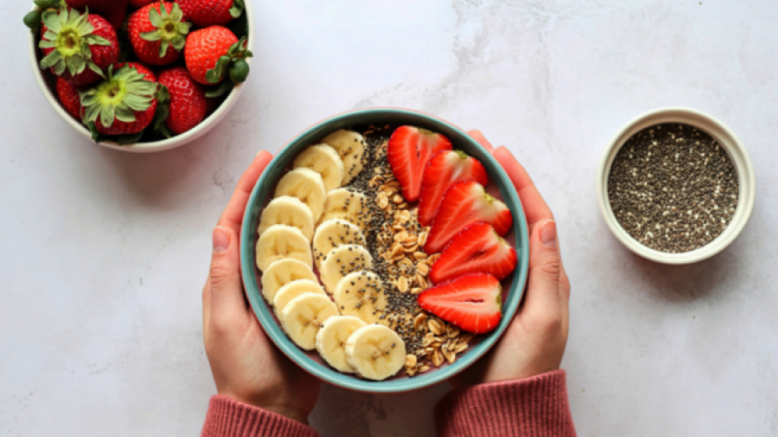 Why Eating Right Isn’t Fixing My Hair Fall, Brittle Nails And Low Energy, Nutritionists Explain The ‘Hidden Hunger’ Paradox 2 Why Eating Right Isn’t Fixing My Hair Fall, Brittle Nails And Low Energy, Nutritionists Explain The ‘Hidden Hunger’ Paradox 1