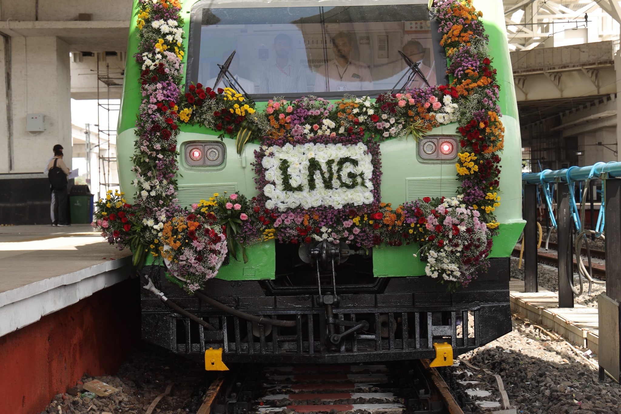 The LNG-diesel train underwent testing before its inaugural operation. Reports said it had completed around 2,000 km of trials, allowing engineers to assess the dual-fuel system before its launch. The inaugural operation was between Sabarmati and Mahesana in Gujarat.