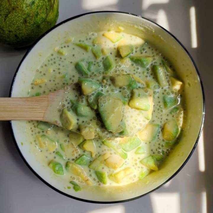 Avocado Sago Kheer: A lighter fusion dessert where tapioca pearls simmer in cardamom-scented milk, sweetened lightly with jaggery, and finished with smooth avocado puree. Served chilled, it provides a naturally thick, creamy texture without requiring condensed milk or heavy creams.