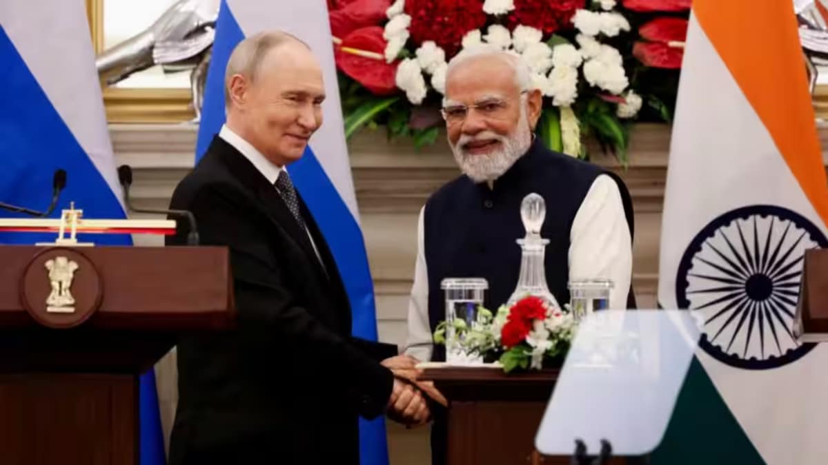 Article image for PM Modi, Russia's Putin To Hold Bilateral Meet Ahead Of BRICS Summit On September 11
