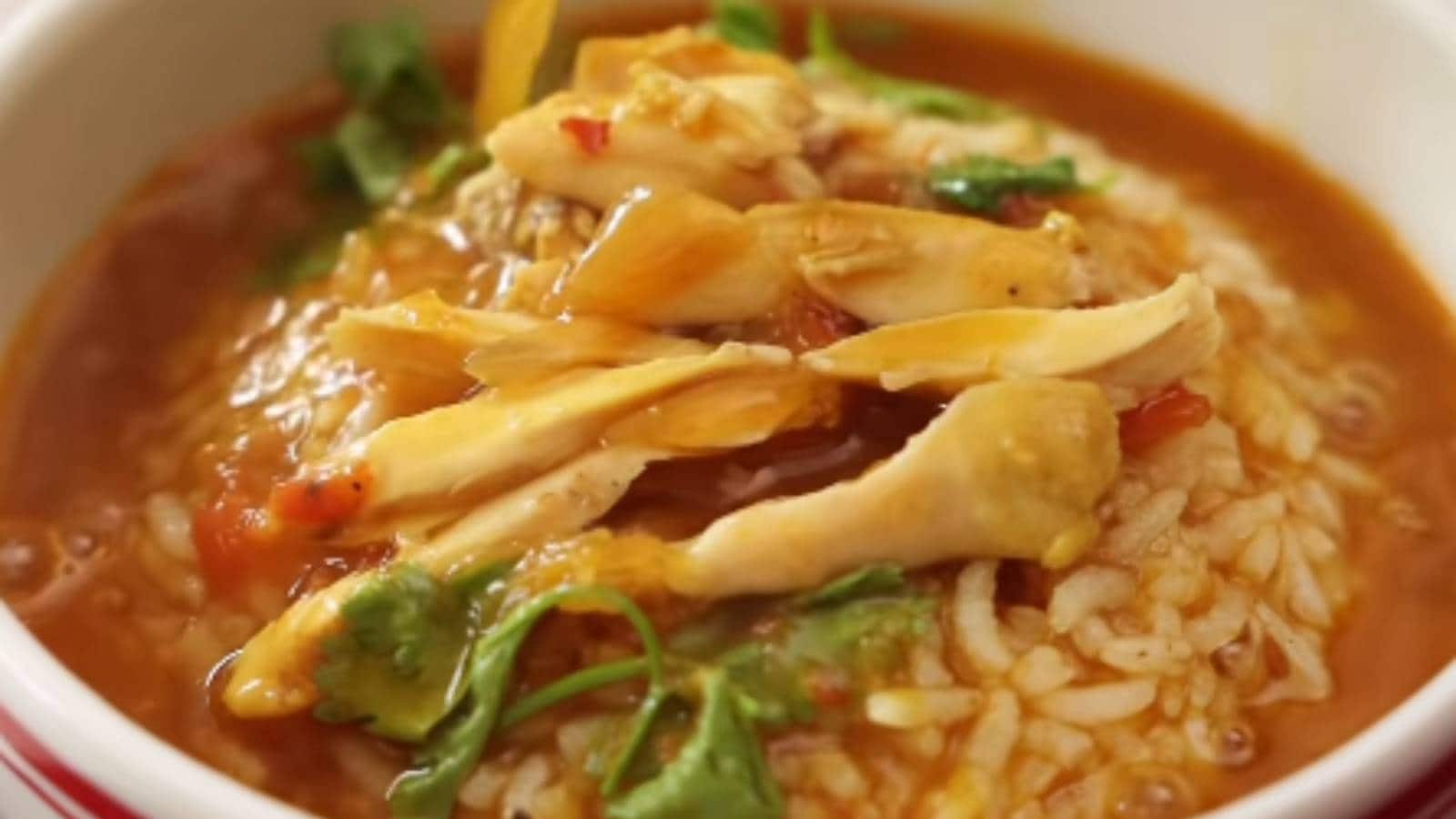 Want A Warm And Spicy Meal? This Chicken Rasam With Rice Is Just What ...