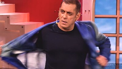 Salman Khan slammed paparazzi.