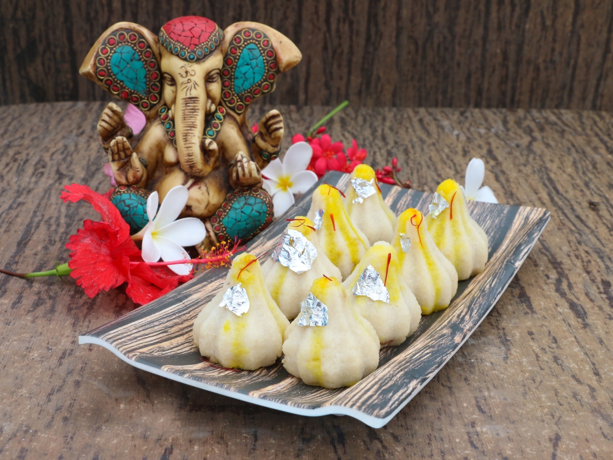 Ganesh Chaturthi 2026 What To Offer To Lord Ganesha Bhog Naivedya Ganesh Chaturthi 2026 What To Offer To Lord Ganesha Bhog Naivedya
