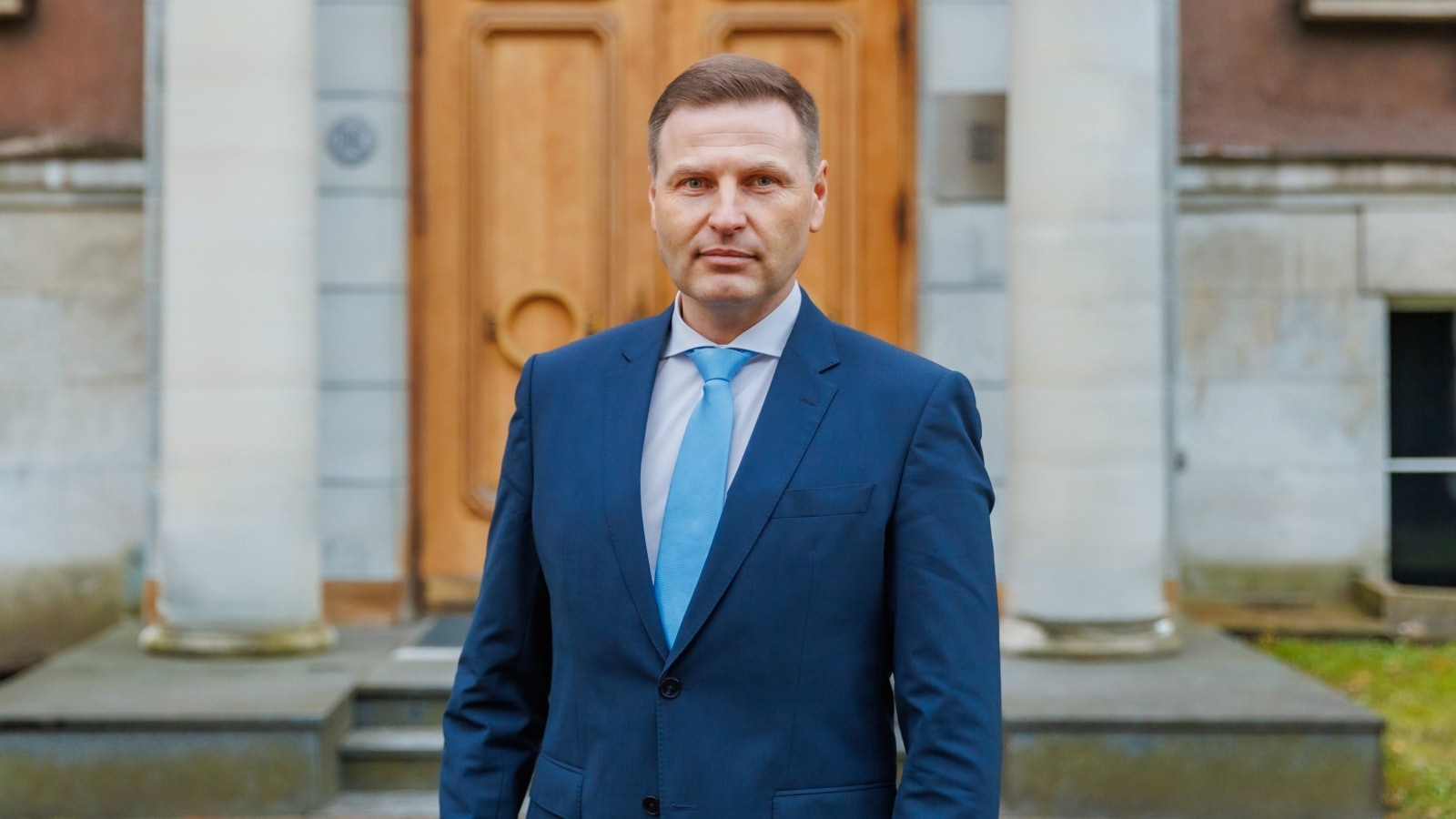 Estonia Defence Minister Resigns Over Botched Rs 770 Crore Arms Deal With Indian-Owned Firm