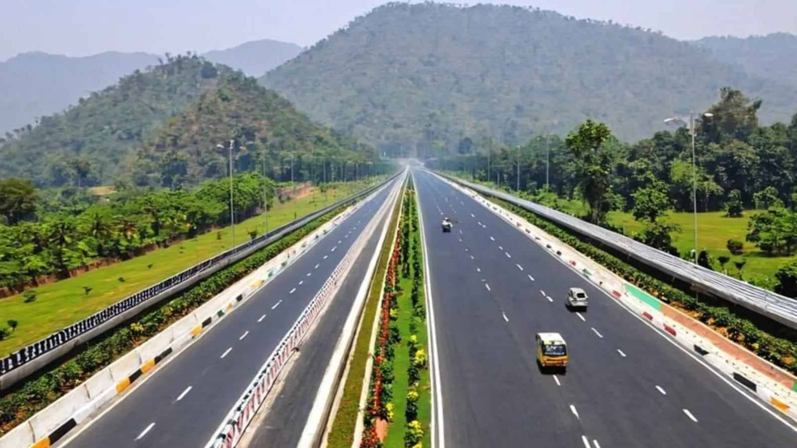 Taking to X, "Spanning approximately 680 km, the access-controlled expressway will provide faster, safer and more efficient travel for commuters, pilgrims, businesses and freight movement."