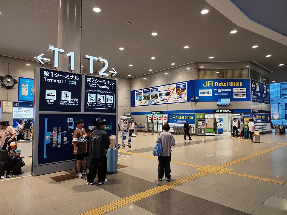 Kansai International Airport, JapanKansai International Airport, which serves Osaka and the wider Kansai region, completes the top 10. The airport's washrooms are designed to handle heavy international traffic while maintaining cleanliness and convenience. Accessible and family-friendly facilities are also available for passengers.