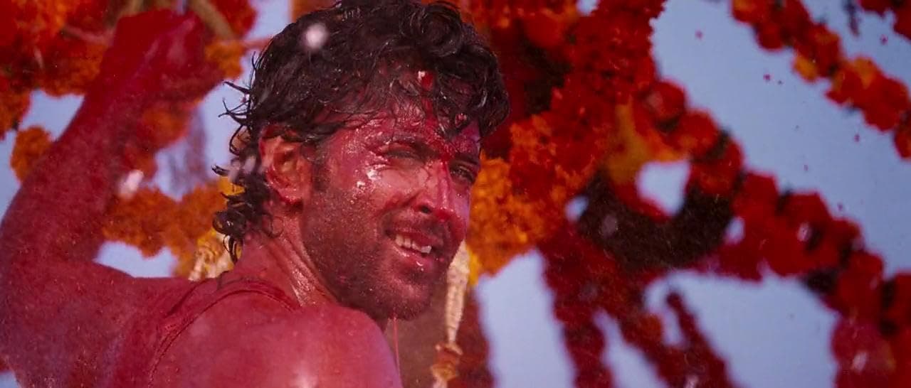 Agneepath: In this film, Hrithik Roshan’s Vijay Dinanath Chauhan was introduced to the audience with an amazing dahi handi scene where the actor showcased his impressive dancing skills. 
