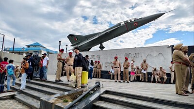 Punjab Police personnel stand guard at the Lovely Professional University (LPU) campus (Photo: PTI)