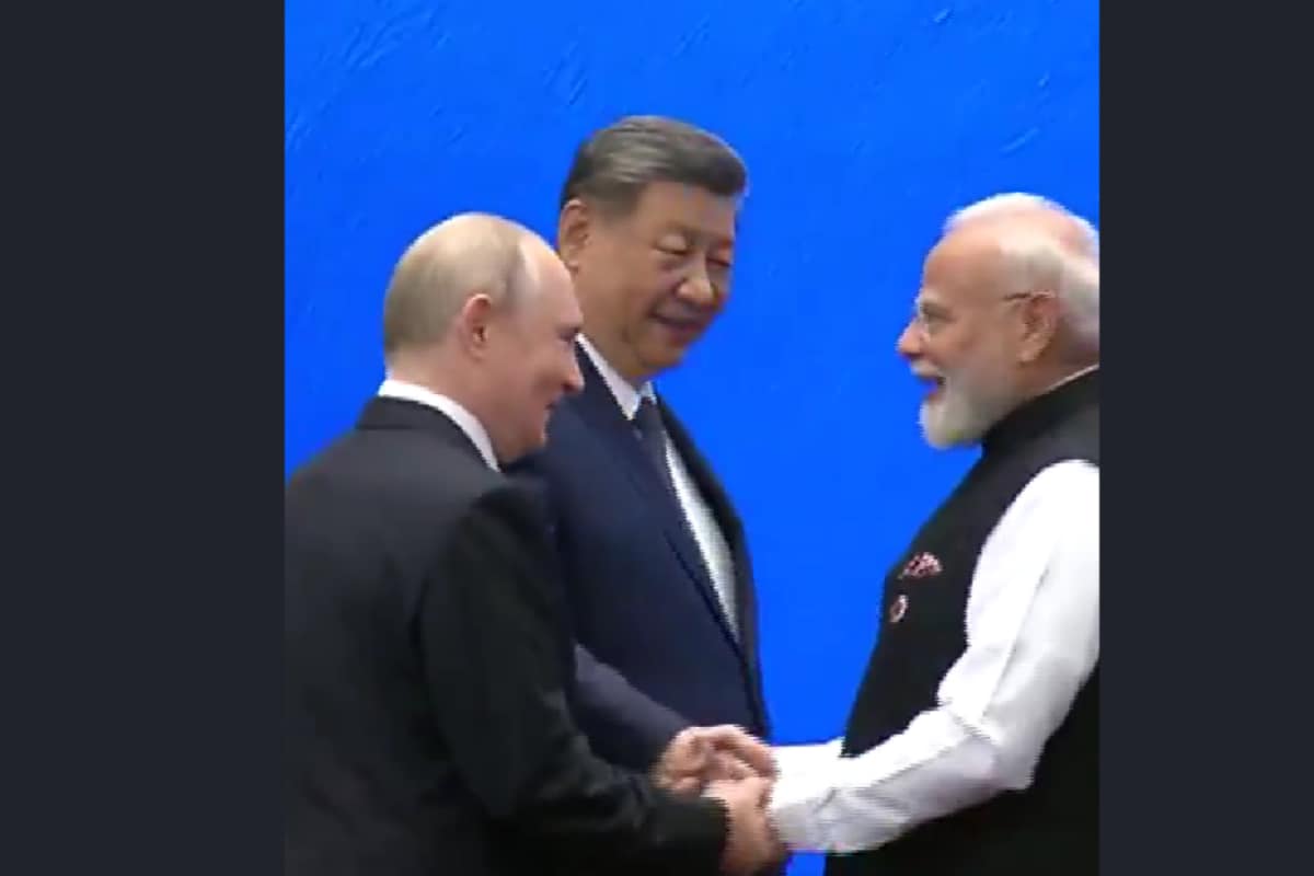 PM Modi, China's Xi Jinping Shake Hands At SCO Summit, Walk Side By Side In Bishkek | Video