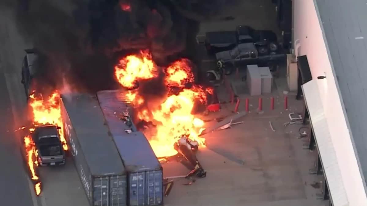 News Helicopter Crashes During Coverage of Fatal Los Angeles Collision