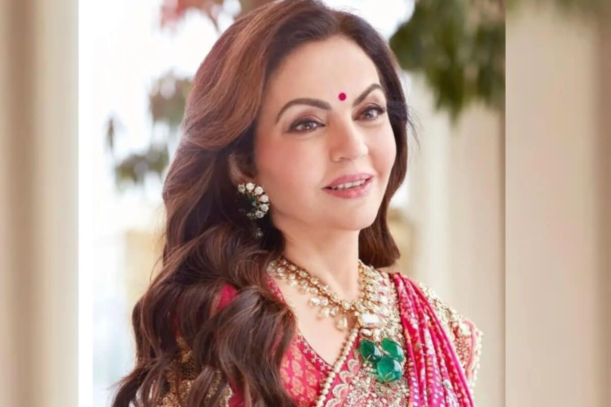From Emerald Ganesh Necklace To Patola Saree: Four Times Nita Ambani Stole The Show With Unique Fashion Choices