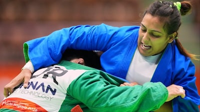 India's Pincky Balhara, right, competes against South Korea's Mo Sumin in the women's 78kg kurash semifinal at the Asian Games in Nagoya on Monday. (Picture Credit: AP)
