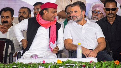Rahul Gandhi and Akhilesh Yadav 