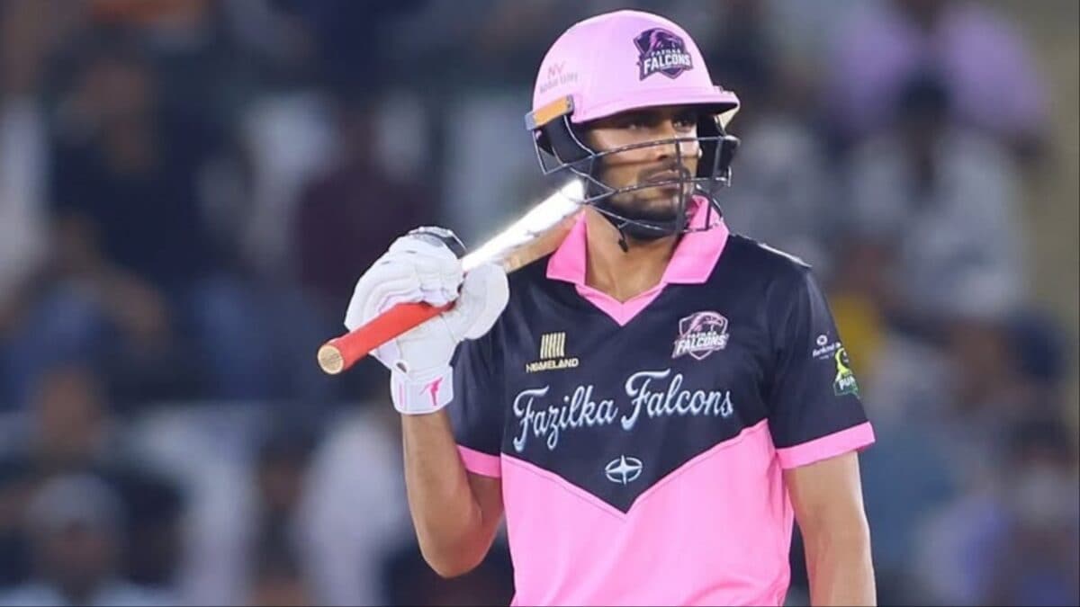 Shubman Gill Bats With Strike Rate Of 190 48 In First T20 Match Since shubman-gill-bats-with-strike-rate-of-190-48-in-first-t20-match-since