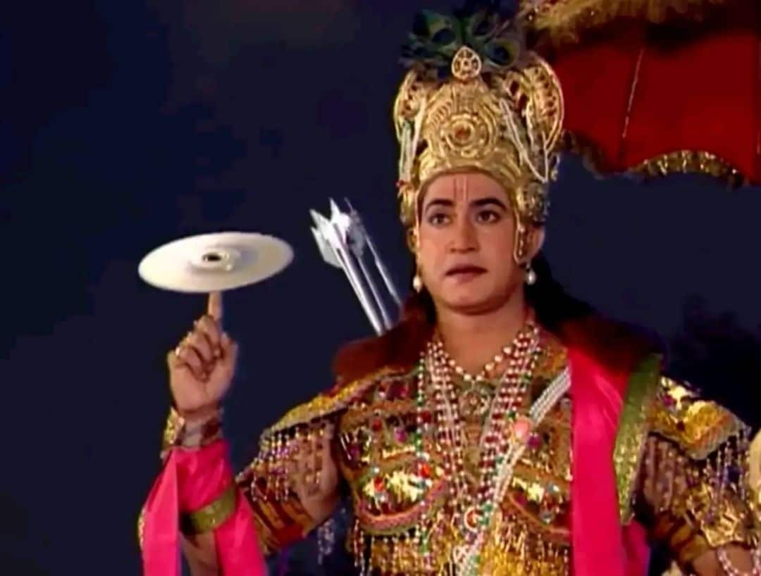 A Portrayal Remembered For Its Calm Grace: Sarvadaman D Banerjee played Lord Krishna in Ramanand Sagar's Shri Krishna. His serene screen presence and devotional portrayal resonated strongly with viewers, making his interpretation one of the most remembered Krishna performances from Indian television.