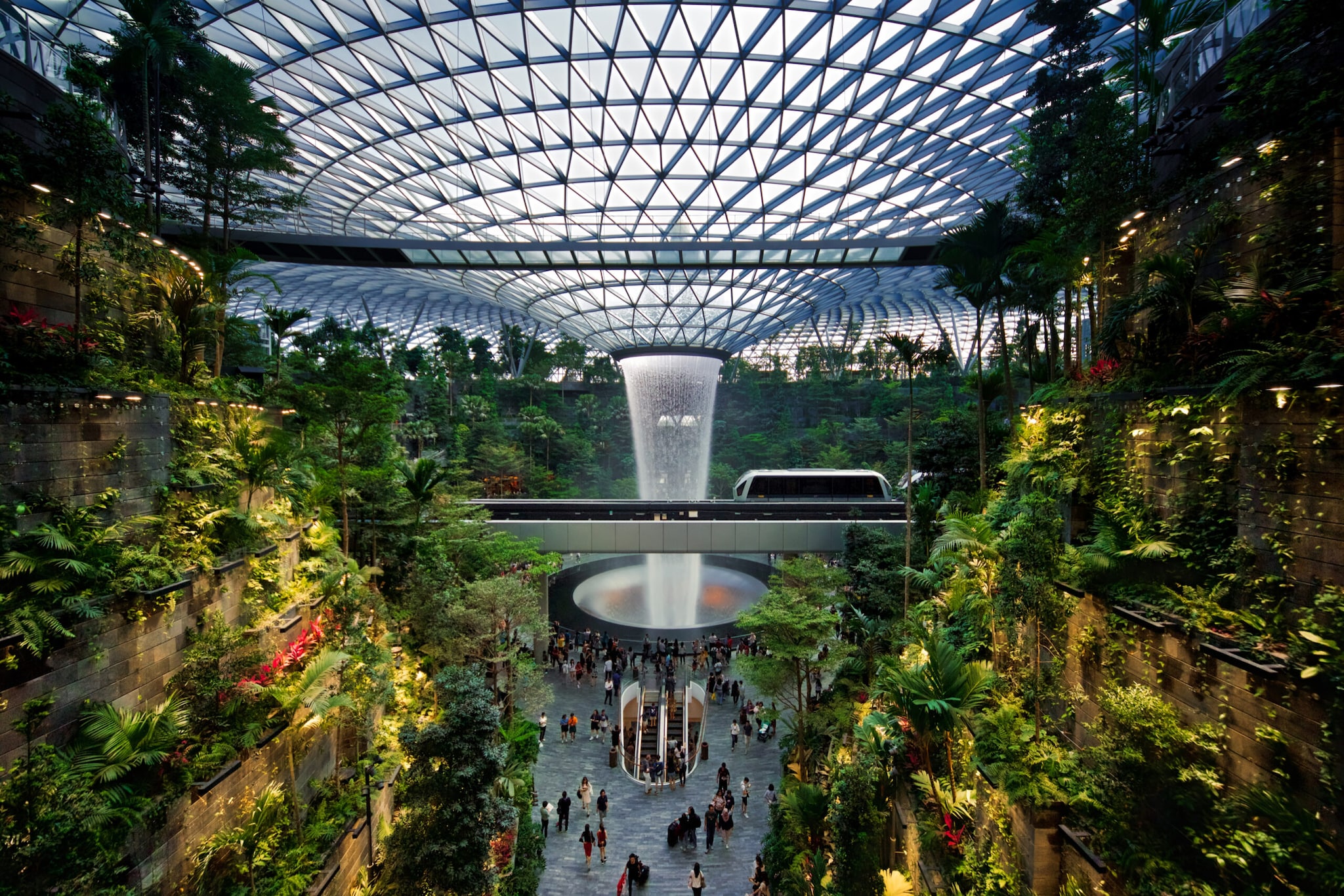 Singapore Changi Airport, SingaporeSingapore Changi Airport is known around the world for its cleanliness and passenger-friendly facilities, and its washrooms are no exception. They are modern, spacious and regularly maintained. Baby-care facilities and accessible washrooms also make them convenient for families and passengers who need additional assistance.