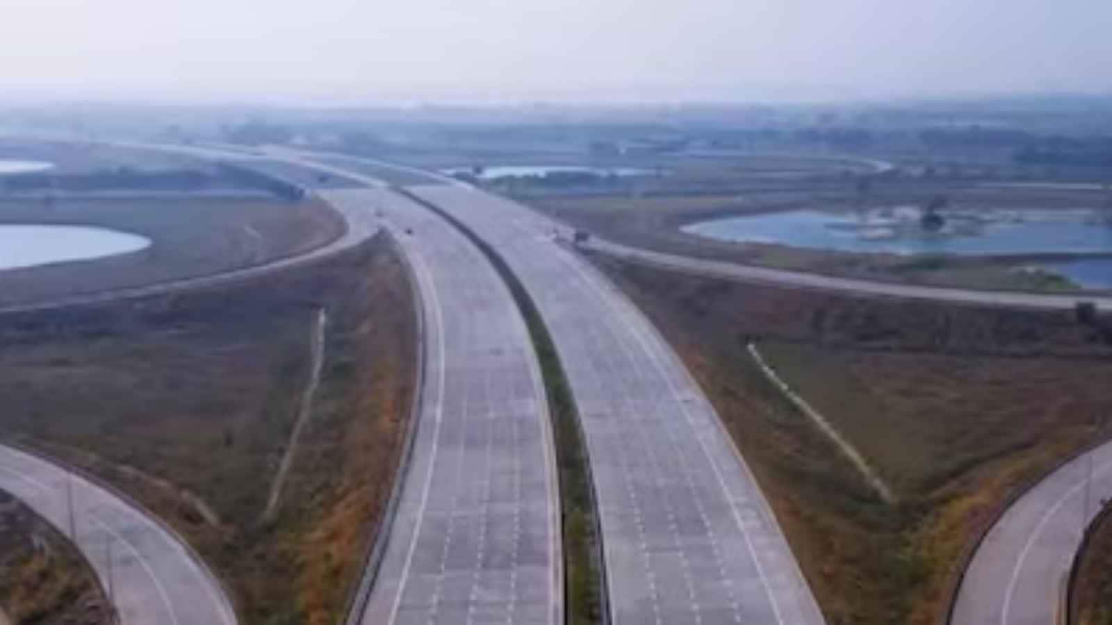 The 100-km branch (NE-5A) connects Nakodar to Amritsar via Taran Taran. The main line (NE-5B) bypasses Kathua and Jammu, running directly through Pathankot to meet the Srinagar-Jammu Highway (NH 44), enabling an 8-hour drive from Delhi to Srinagar. 