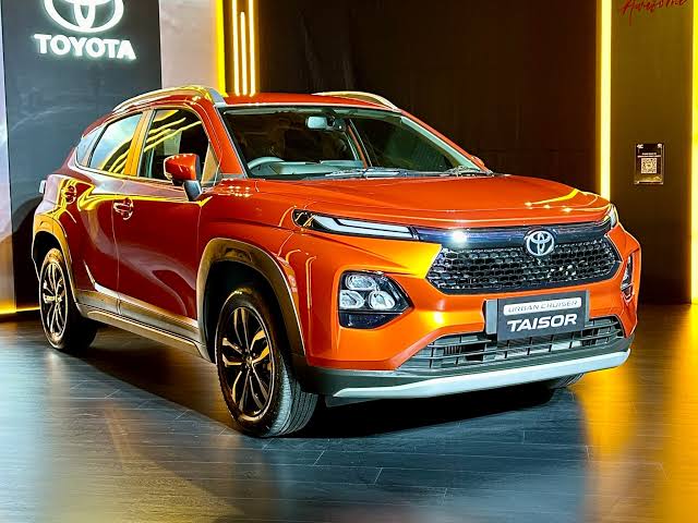 Toyota Urban Cruiser TaisorStarting price: Around ₹7.4 lakh
Why consider it: A compact SUV with Toyota branding and multiple petrol powertrain options.
Best for: Buyers looking for a Maruti-Toyota alternative.
