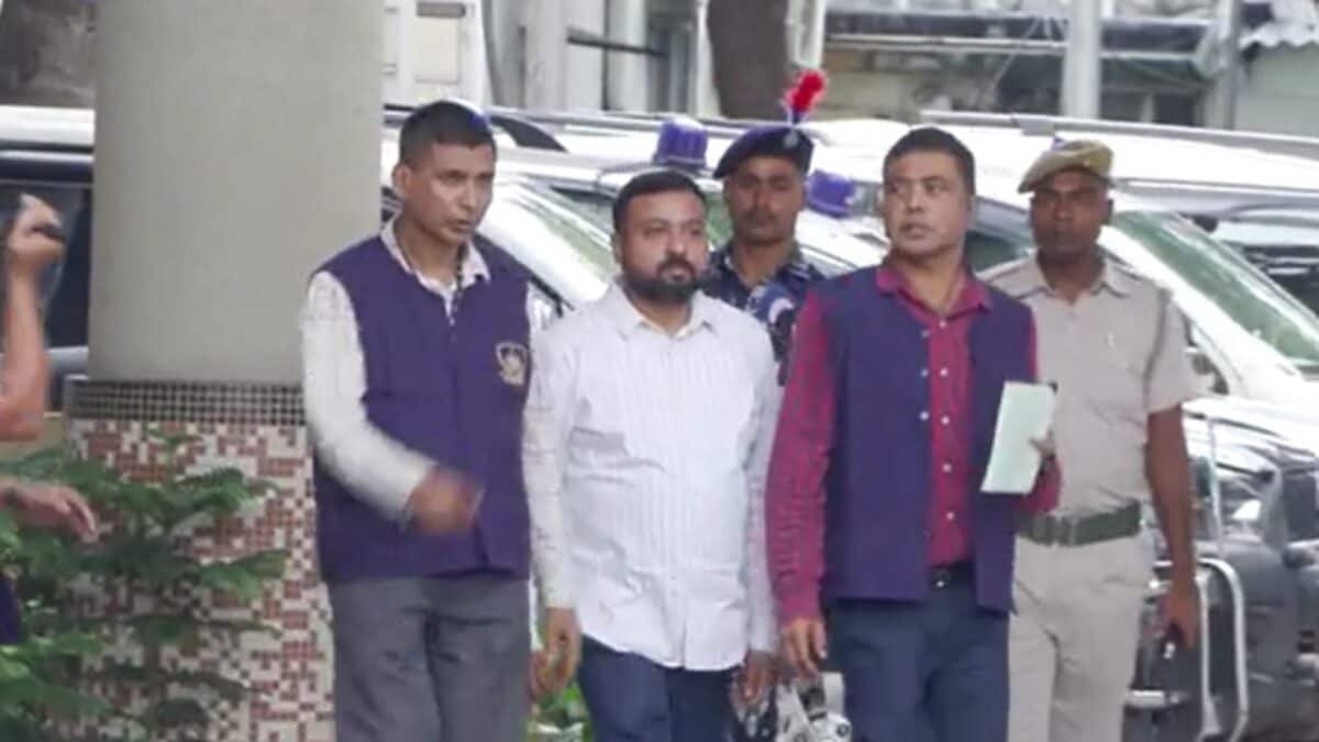 Supreme Court Denies Anticipatory Bail To TMC MP Abhishek Banerjee's PA In Salboni Case