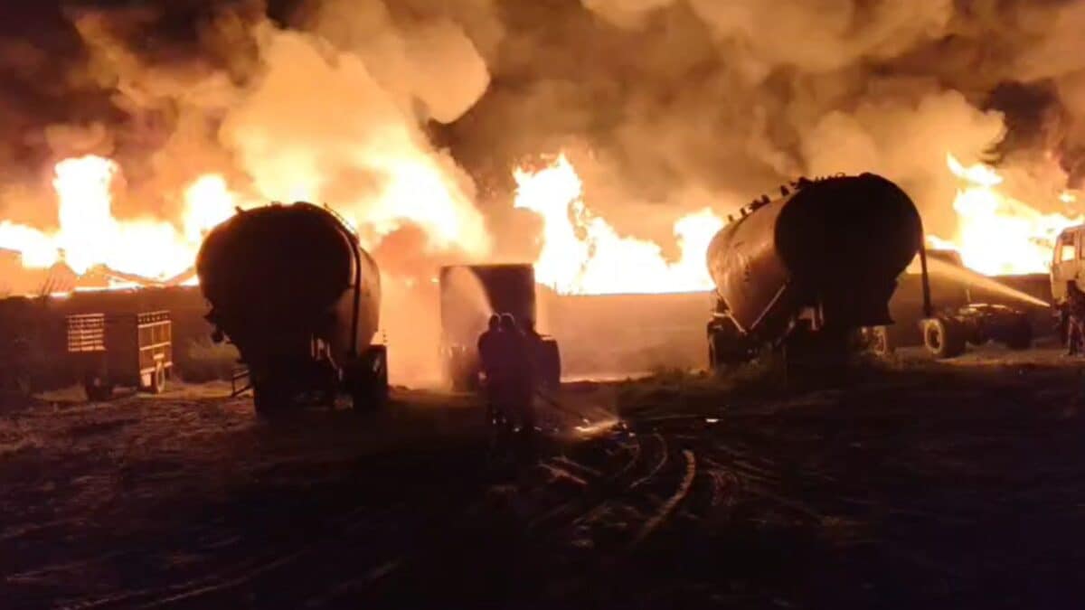 Massive Fire Breaks Out At Chemical Factory In Greater Noida, Over 20 Fire Tenders Deployed