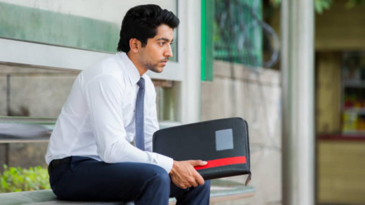 Candidate Rejects Interview After CEO Arrives Over An Hour Late