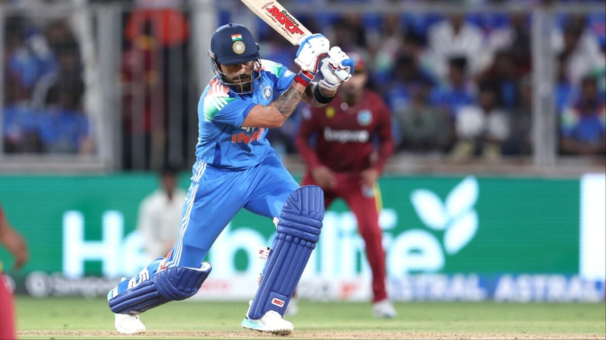 கோலி ஒருநாள் கிரிக்கெட்டில் 15,000 ரன்களை கடந்தார்