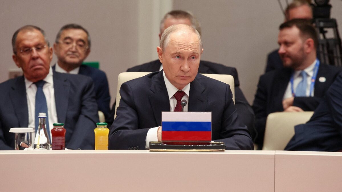 Putin calls on SCO members to create a development bank independent of Western financial systems; Kazakhstan offers to host, Iran backs the plan