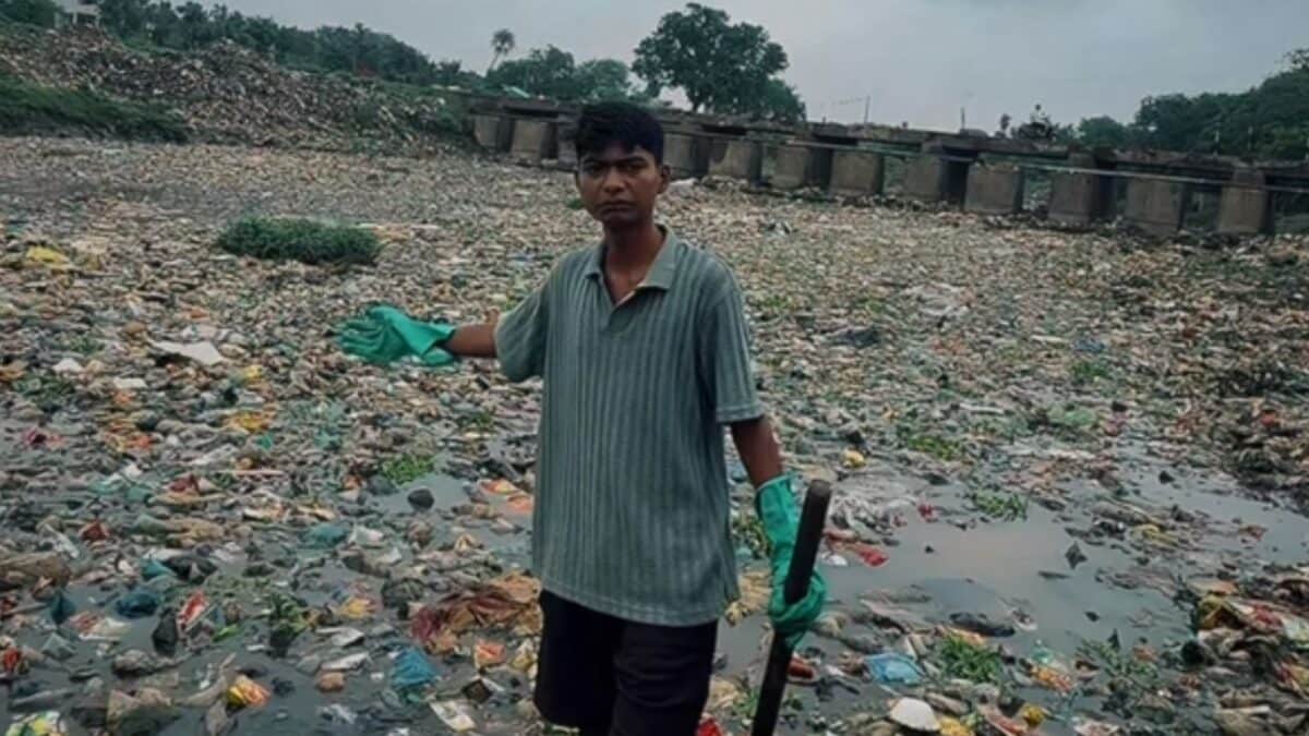Bittu Tabahi Goes To Bengaluru For Clean-Up Drive, Finds Dog Carcasses: 'Lack Civic Sense'