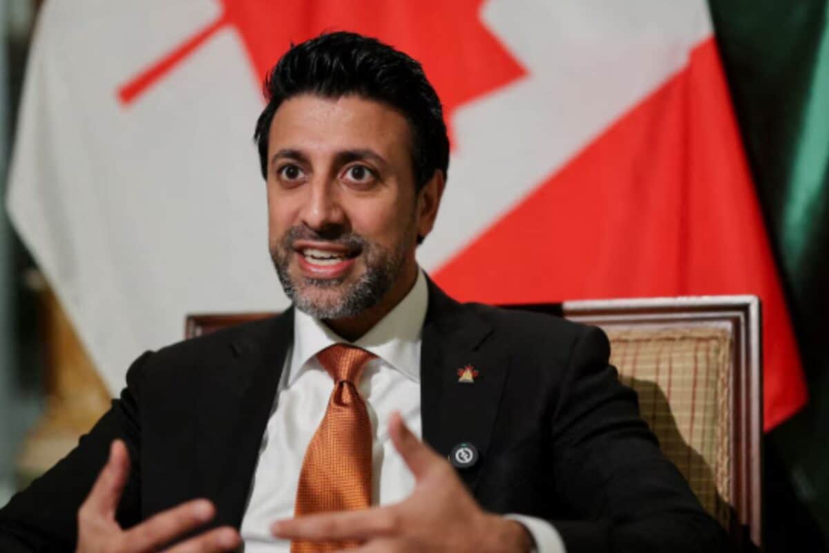 US Sanctions Shadow: India's Russian Oil Gamble Faces Washington's 100% Tariff Threat — image 2