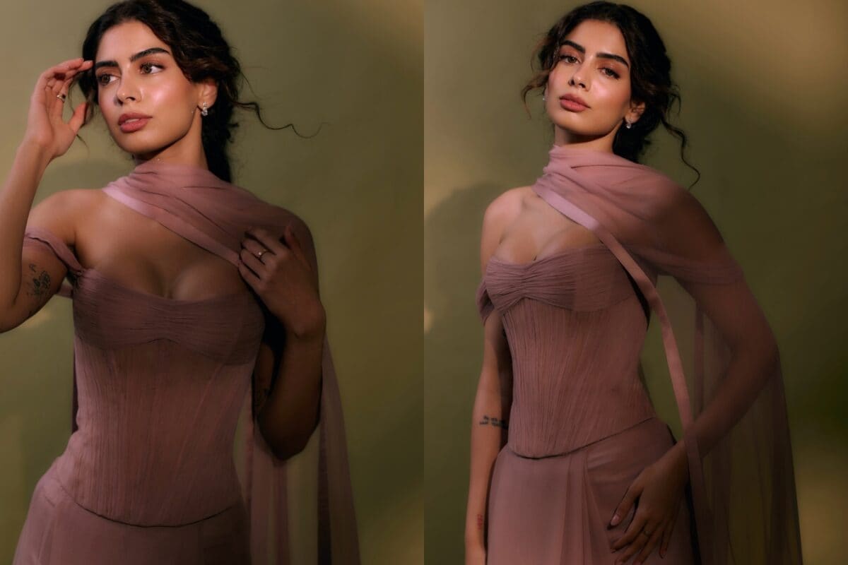 Khushi Kapoor Looks Like An Etheral 'Fairy Princess' In Pink Manish Malhotra Corset Gown