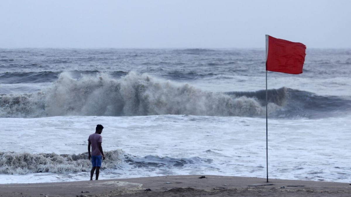 NDRF, SDRF Teams Deployed Across 14 Districts: How Andhra Pradesh Is Preparing For Cyclone Arnab