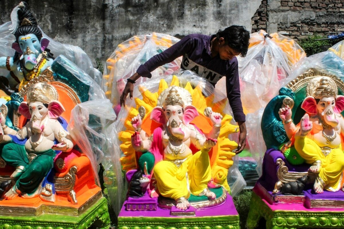 Ganesh Chaturthi 2026: How To Choose The Right Size Ganesh Idol For Your Home