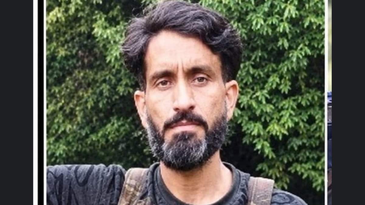 புத்காம் மாவட்டத்தில் லஷ்கர் தீவிரவாதி ஹாஷிம் மூசா சுட்டுக் கொலை