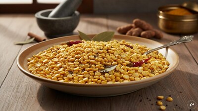 Chana Dal (Split Bengal Gram): Chana dal contains roughly 22 grams of protein per 100 grams. Featuring a remarkably low glycemic index, it releases energy slowly, preventing rapid blood sugar spikes while providing sustained power and muscle-building nutrition for active, healthy lifestyles.