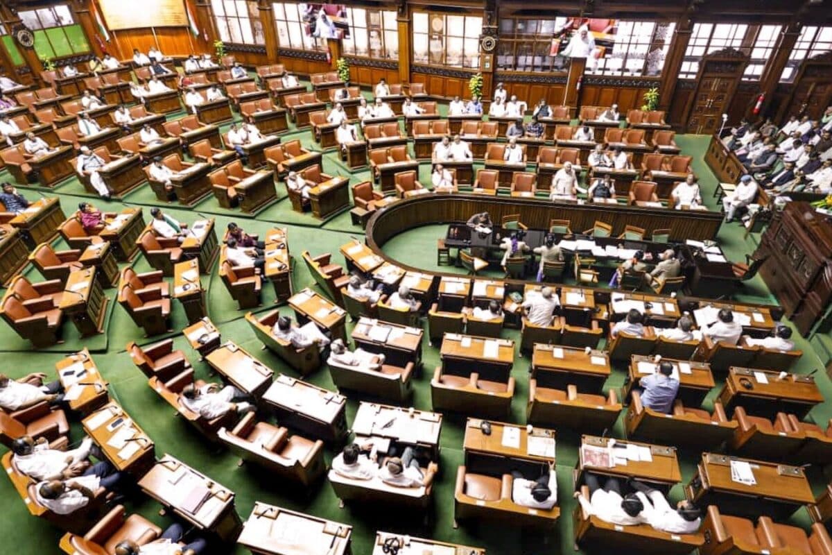 Row In Karnataka After Only 2 Stanzas Of Vande Mataram Played In Assembly, BJP MLAs Sing Full Version