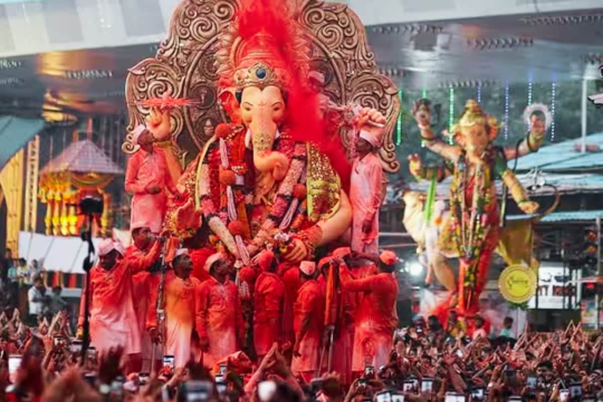 Lalbaugcha Raja Visarjan Tomorrow: Darshan Cut-Offs, Online Viewing, Security And Traffic Plans In Mumbai
