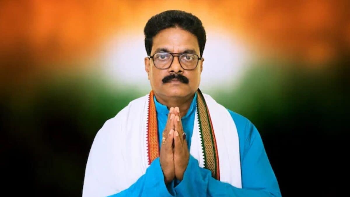நந்திகிராம் இடைத்தேர்தல்: காங்கிரஸ் வேட்பாளர் மிலன் பிரதான் உயர் நீதிமன்றத்தில் மனு