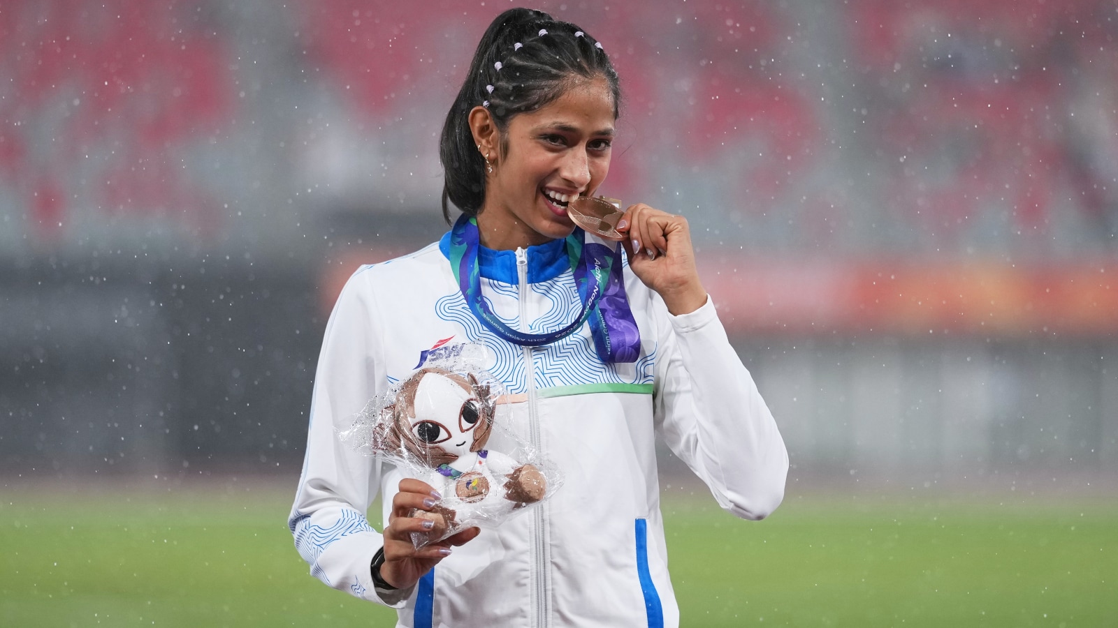 Pooja Singh cleared 1.84m to win bronze in the women's high jump, adding to India's growing medal count in athletics on Day 11. The result came on a day when the discipline produced six of India's eight medals, with Neeru Dhanda's trap gold the only one to come from outside track and field. (AP Photo)
