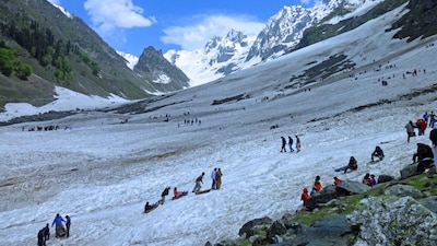 Rohtang Pass, Himachal Pradesh: Light snowfall has already been reported around Rohtang Pass in Kullu district, offering an early glimpse of the snowy landscape that attracts visitors later in the season. Located at more than 13,000 feet, the pass sits at the top of the Manali valley and connects Kullu with the Lahaul-Spiti region. While conditions can change quickly at this altitude, October can offer travellers a chance to see fresh snow before the deeper winter sets in. The route and pass can also be affected by weather, so visitors should check the latest road and weather advisories before travelling. (Credit: Representational Image from Pexel)