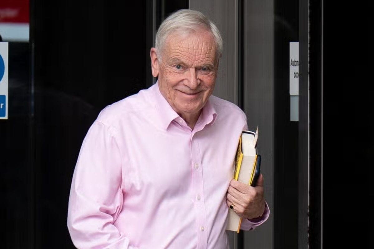 Jeffrey Archer Spent 2 Years In Prison, These Are 4 Lessons He Learnt As A Jailbird
