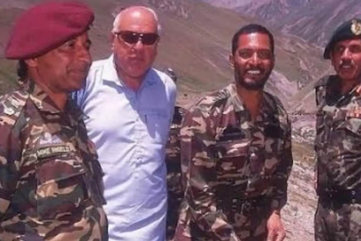 Nana Patekar’s Kargil Chapter: From Military Training For Prahaar to 60 Days With the Army