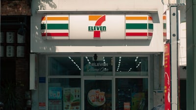 The global convenience-store chain has shut all 31 of its remaining stores in the country, ending its five-year run in India.