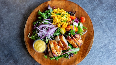 Forget sad bowls of lettuce. These quick salad recipes pack in protein, fibre, crunch and plenty of flavour, making healthy eating feel a lot less like a punishment.