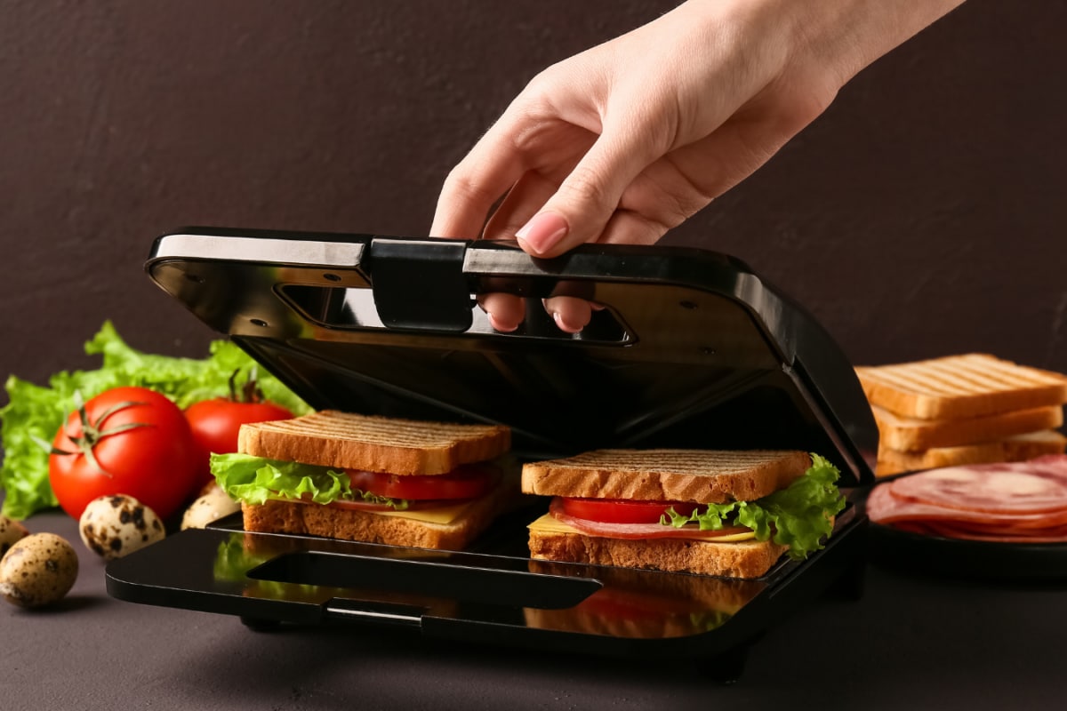 7 Best Sandwich Makers Under Rs 1,500 For Quick Breakfasts And Snacks