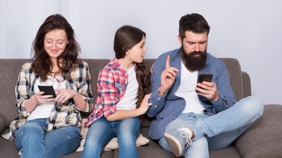 The child may not understand whether that message was work, WhatsApp or Instagram. What they notice is that the phone got the attention first.