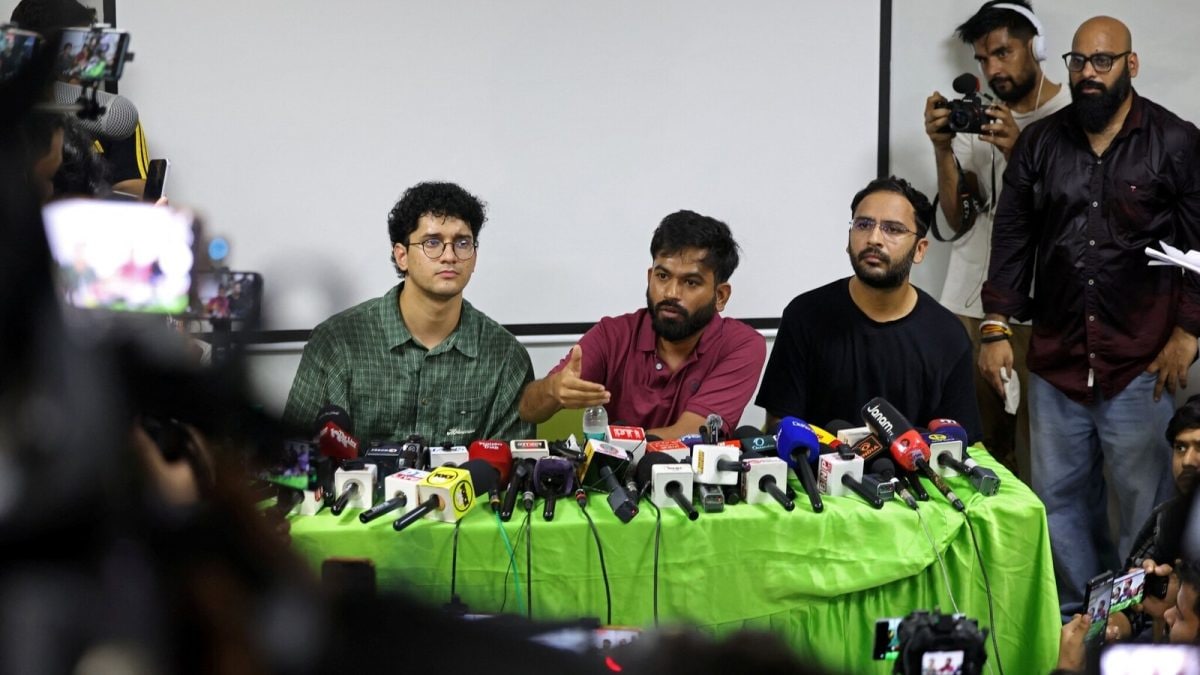 Rs 5 Crore Compensation For Public Disruption? Delhi HC Sends PIL Against Cockroach Janta Party To SC