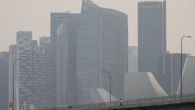 The environmental crisis has disrupted daily life across the region, triggering school closures in neighbouring Malaysia and raising serious health and logistical concerns ahead of high-profile international sporting events in Singapore. Image/AFP